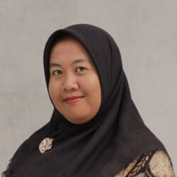 Piscelia Putri, S.Pd.
