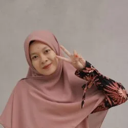 Titik Zulaiha, S.Kom.