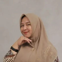 Tyas Larastashia, S.Pd.